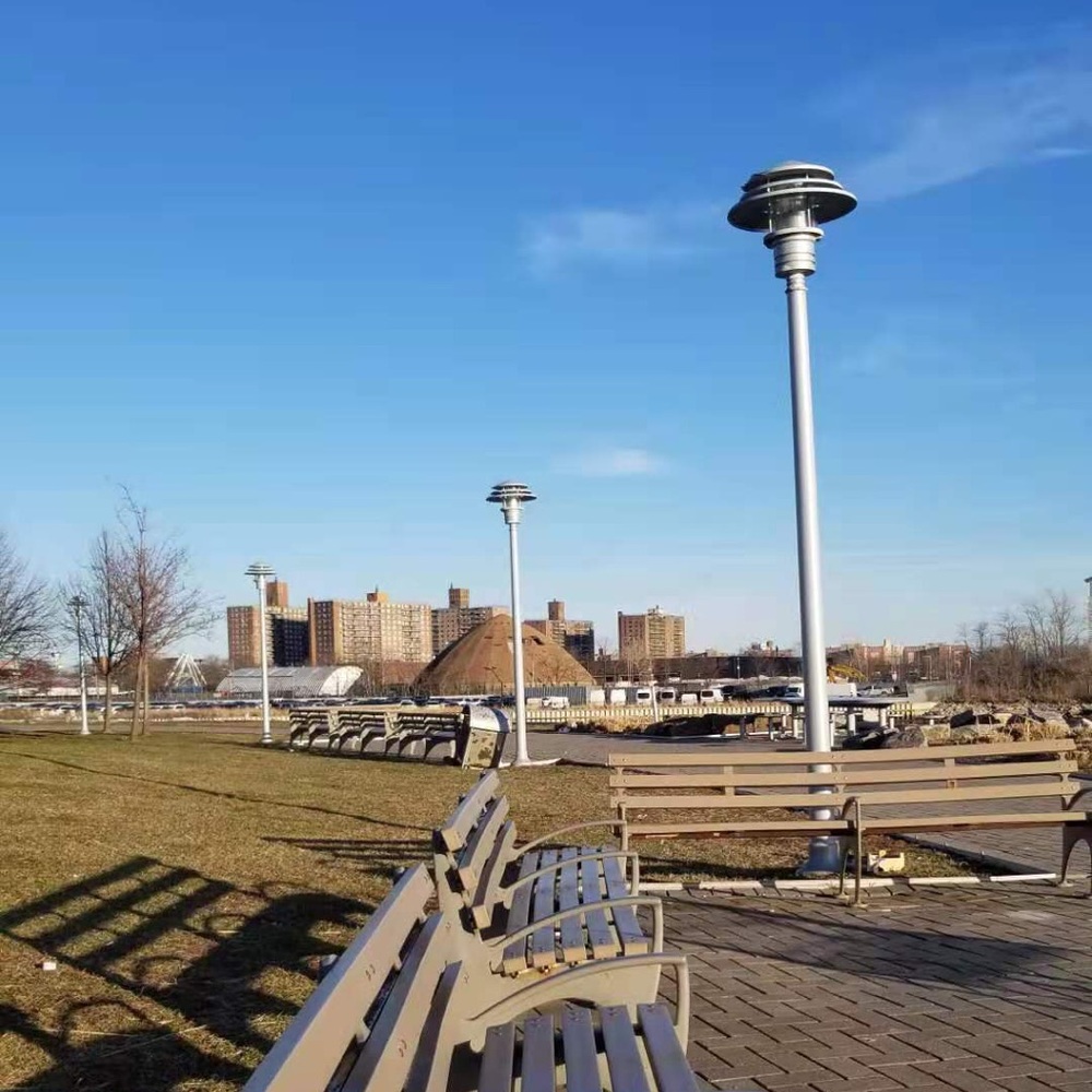 Meet your Posher, Yulis